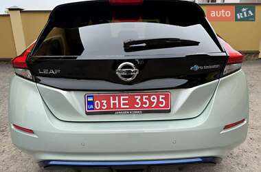 Хетчбек Nissan Leaf 2020 в 