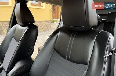 Хетчбек Nissan Leaf 2020 в 