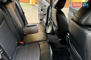 Хетчбек Nissan Leaf 2020 в 