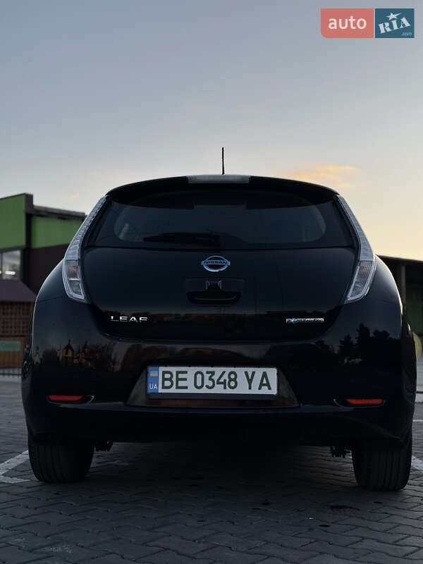 Хэтчбек Nissan Leaf 2014 в Вознесенске