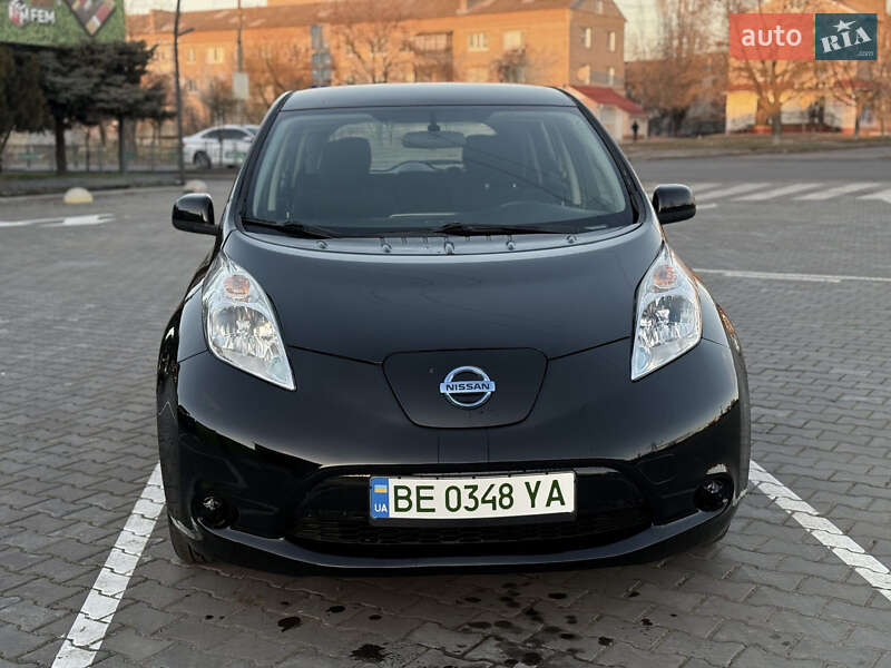 Хэтчбек Nissan Leaf 2014 в Вознесенске