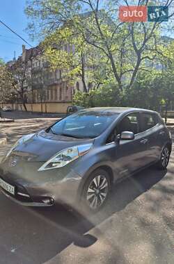 Хетчбек Nissan Leaf 2015 в Одесі