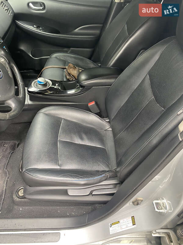 Хетчбек Nissan Leaf 2014 в Львові