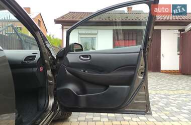 Хетчбек Nissan Leaf 2016 в 