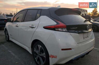 Хетчбек Nissan Leaf 2018 в 