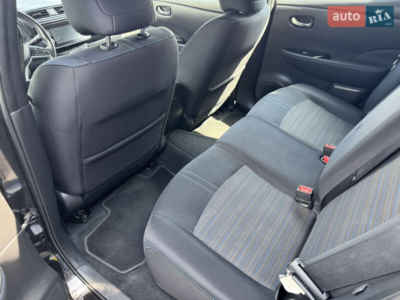 Хэтчбек Nissan Leaf 2018 в Одессе