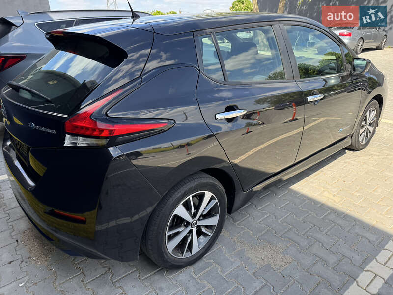 Хэтчбек Nissan Leaf 2018 в Одессе