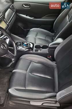 Хетчбек Nissan Leaf 2018 в 
