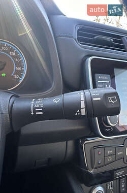 Хетчбек Nissan Leaf 2020 в 