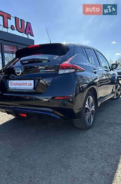Хетчбек Nissan Leaf 2020 в 