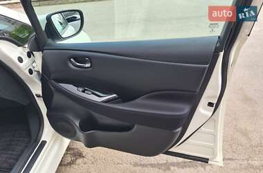 Хетчбек Nissan Leaf 2020 в 