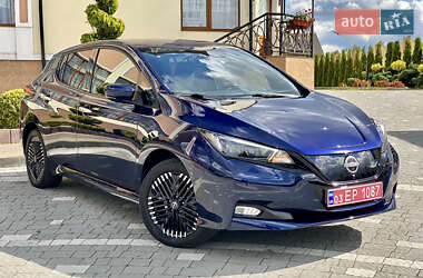 Хетчбек Nissan Leaf 2022 в 