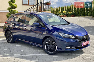 Хетчбек Nissan Leaf 2022 в 