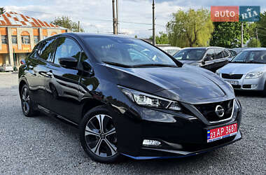 Хетчбек Nissan Leaf 2019 в 