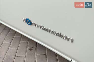 Хетчбек Nissan Leaf 2012 в 