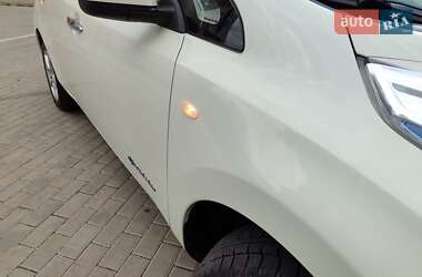Хетчбек Nissan Leaf 2012 в 