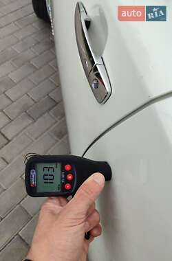 Хетчбек Nissan Leaf 2012 в 