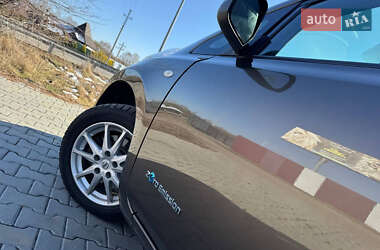 Хетчбек Nissan Leaf 2017 в 