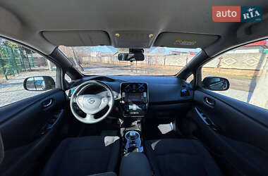 Хетчбек Nissan Leaf 2017 в 