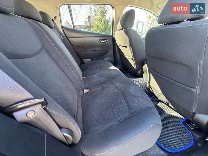 Хэтчбек Nissan Leaf 2017 в Стрые