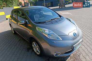 Хэтчбек Nissan Leaf 2014 в Виннице