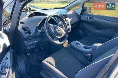 Хетчбек Nissan Leaf 2015 в 