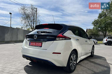 Хэтчбек Nissan Leaf 2018 в 