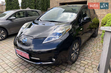 Хетчбек Nissan Leaf 2014 в Чернівцях