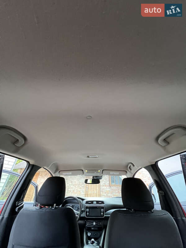 Хэтчбек Nissan Leaf 2018 в Тернополе