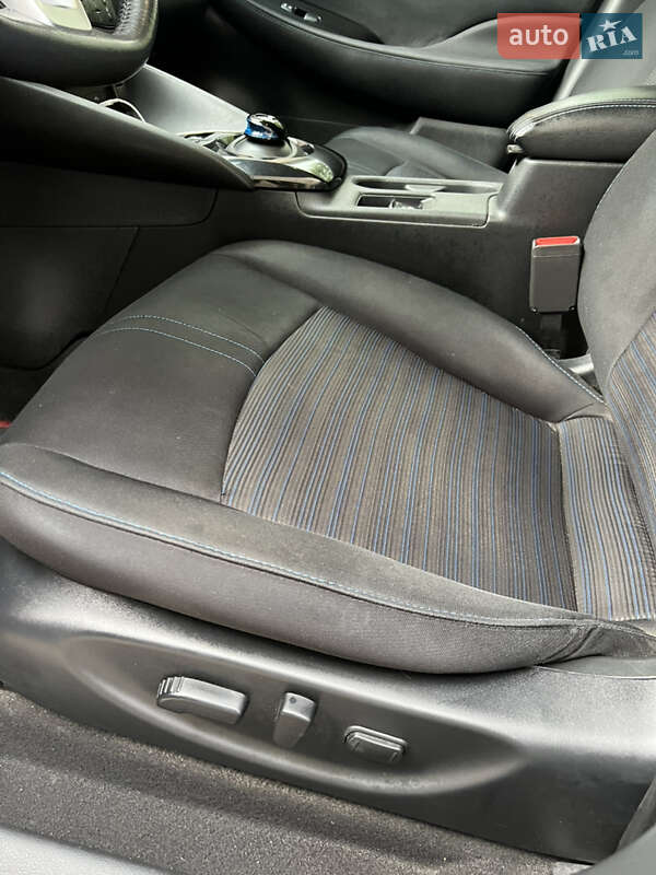 Хэтчбек Nissan Leaf 2018 в Тернополе