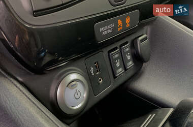 Хэтчбек Nissan Leaf 2019 в 