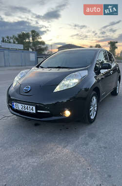 Хетчбек Nissan Leaf 2015 в Кременчуці
