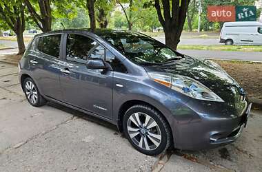 Хэтчбек Nissan Leaf 2013 в Одессе