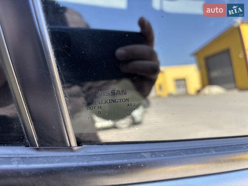 Хэтчбек Nissan Leaf 2015 в Львове