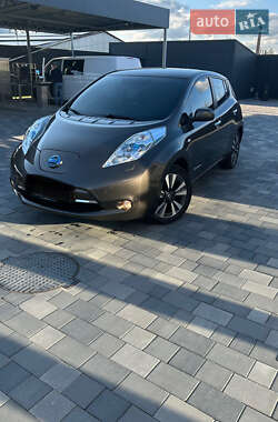 Хэтчбек Nissan Leaf 2017 в Полтаве
