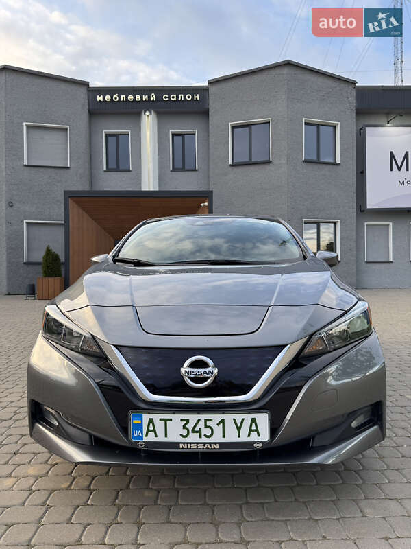 Хэтчбек Nissan Leaf 2022 в Коломые