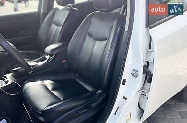 Хетчбек Nissan Leaf 2017 в 