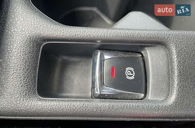 Хетчбек Nissan Leaf 2018 в 