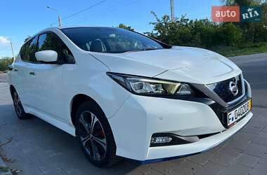 Хэтчбек Nissan Leaf 2019 в Кременчуге