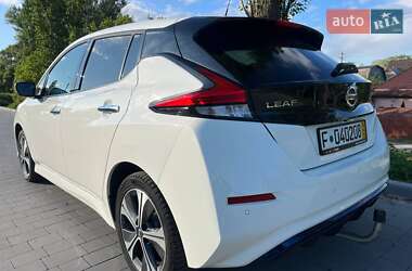 Хетчбек Nissan Leaf 2019 в 