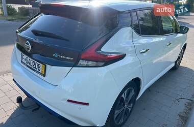 Хетчбек Nissan Leaf 2019 в 