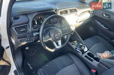 Хетчбек Nissan Leaf 2019 в 