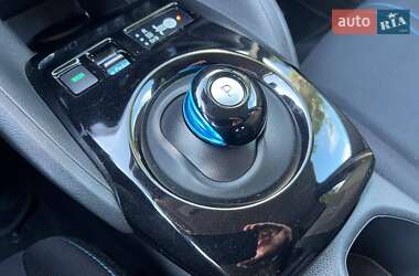 Хетчбек Nissan Leaf 2019 в 