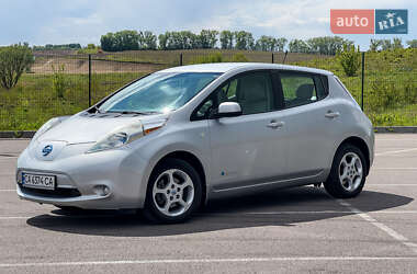 Хетчбек Nissan Leaf 2013 в Рівному