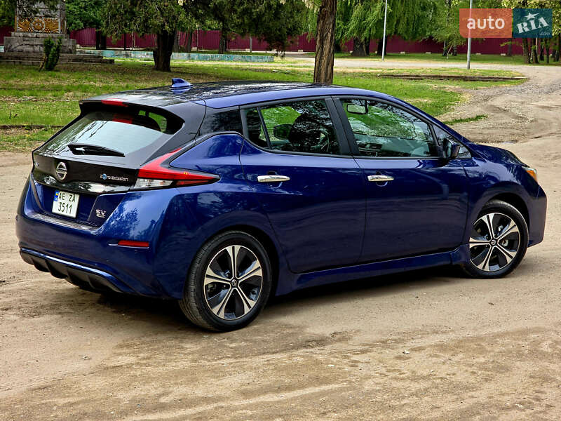 Хэтчбек Nissan Leaf 2020 в Кривом Роге