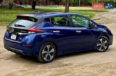 Хетчбек Nissan Leaf 2020 в 