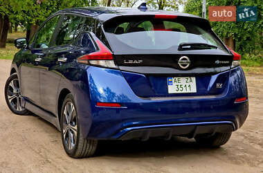 Хетчбек Nissan Leaf 2020 в 