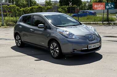 Хэтчбек Nissan Leaf 2016 в Львове