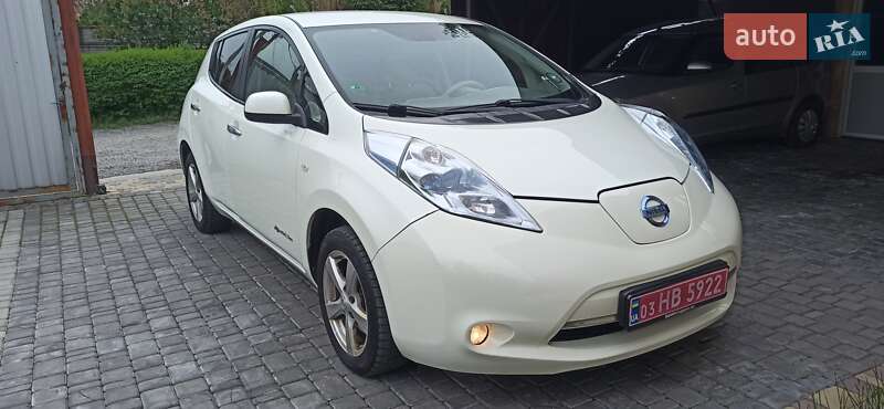 Хетчбек Nissan Leaf 2013 в Харкові