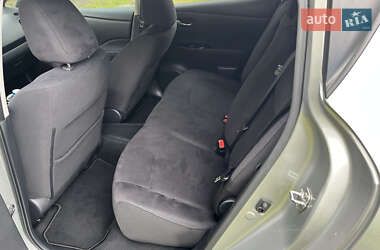 Хэтчбек Nissan Leaf 2013 в 